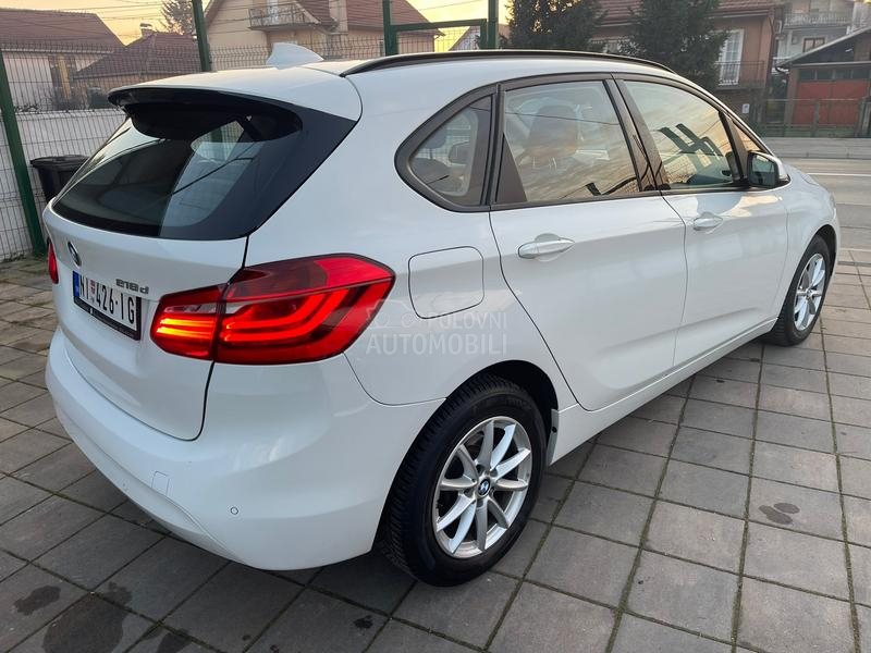 BMW 218 