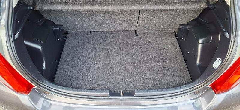 Toyota Yaris 1,4 D4D NA VI KAMERA