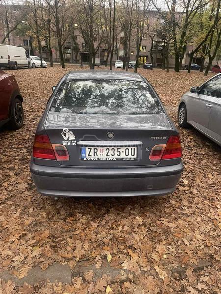 BMW 320 