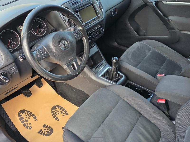 Volkswagen Tiguan 2.0d 4x4 PANO