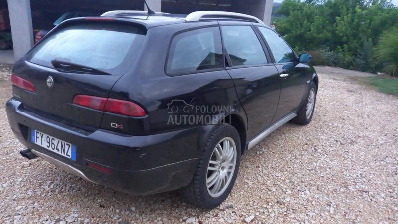 Alfa Romeo 156 Crosswagon Q4 CARINJEN