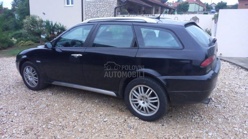 Alfa Romeo 156 Crosswagon Q4 CARINJEN