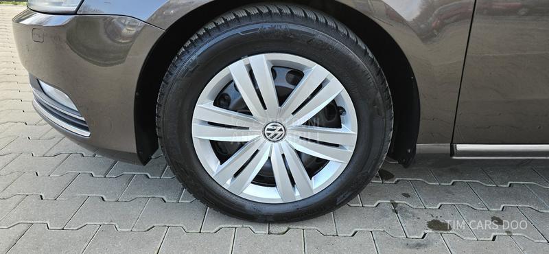 Volkswagen Passat B7 2.0TDI D.S.G/L.E.D