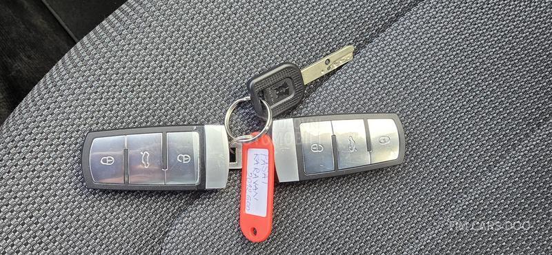 Volkswagen Passat B7 2.0TDI D.S.G/L.E.D