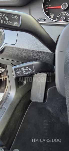 Volkswagen Passat B7 2.0TDI D.S.G/L.E.D