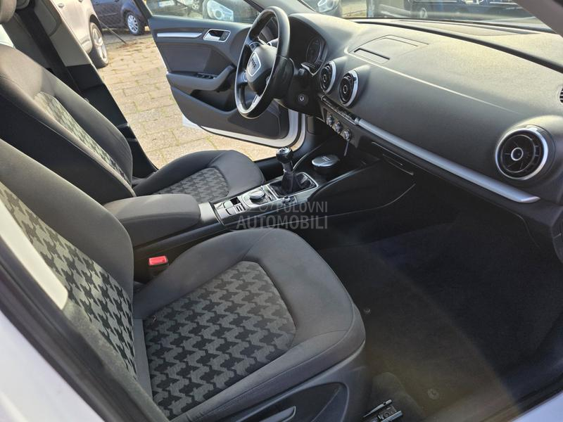 Audi A3 1.6tdi NAV I