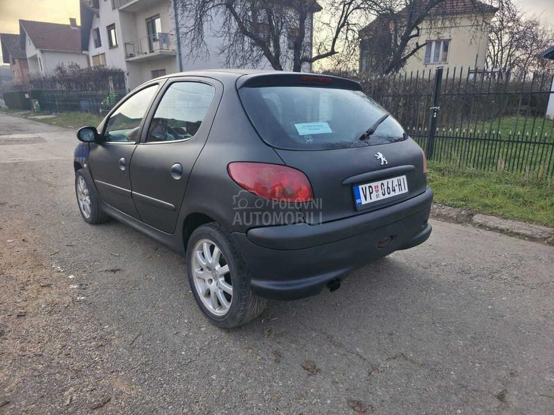 Peugeot 206 