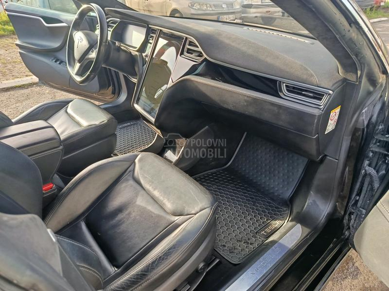 Tesla Model S Dual Motor