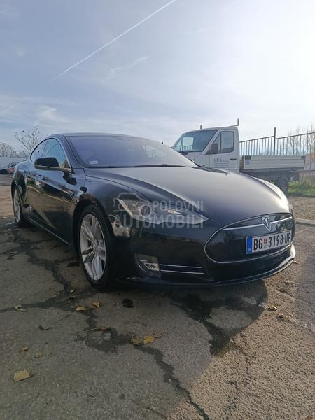 Tesla Model S Dual Motor