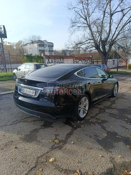 Tesla Model S Dual Motor