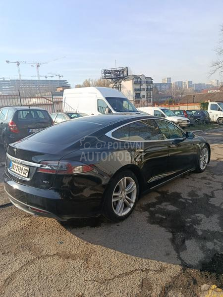 Tesla Model S Dual Motor