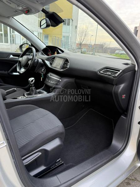 Peugeot 308 1.6BlueHDI