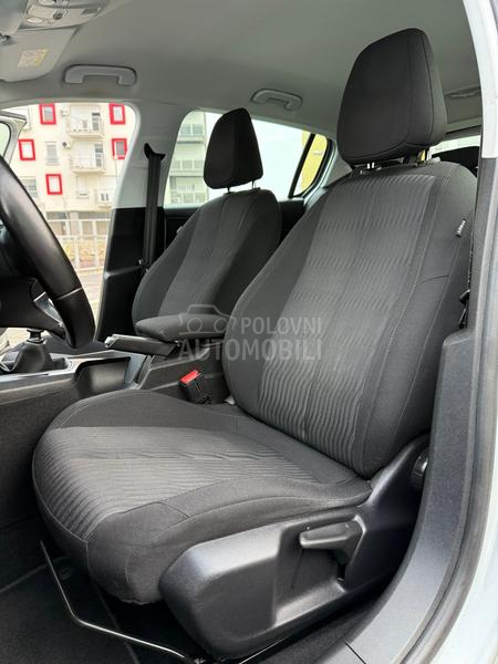 Peugeot 308 1.6BlueHDI
