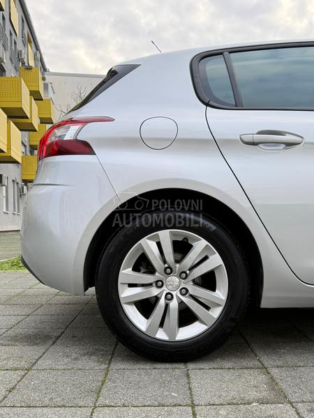 Peugeot 308 1.6BlueHDI