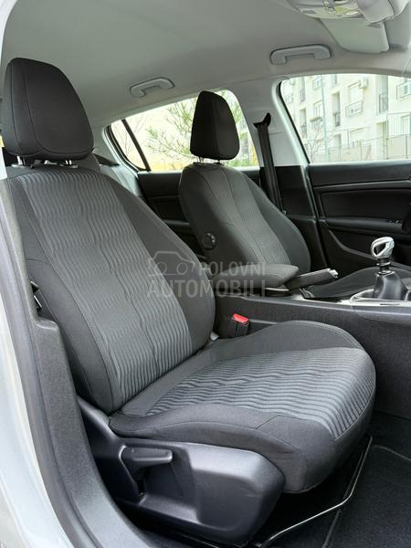 Peugeot 308 1.6BlueHDI