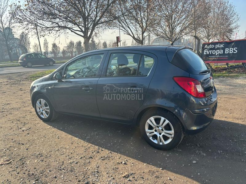 Opel Corsa D 1.3cdti