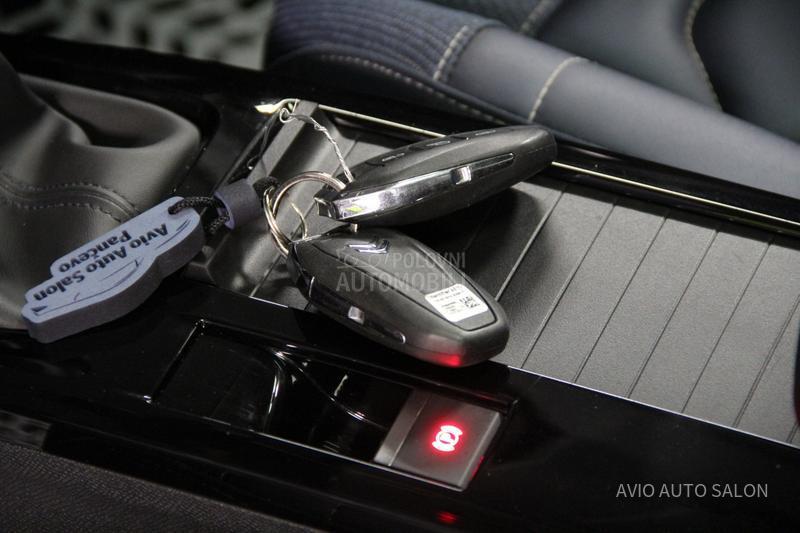 Citroen C4 SHINE PANO