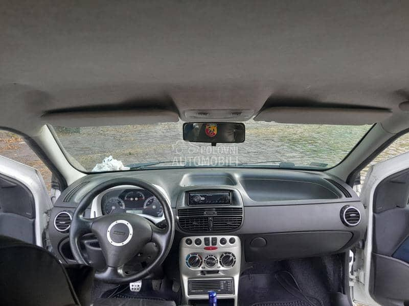 Fiat Punto 1.8 HGT