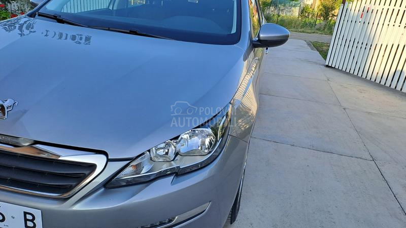 Peugeot 308 1,6 blu hdi