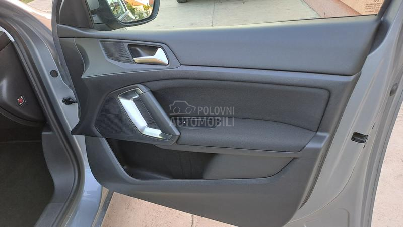 Peugeot 308 1,6 blu hdi