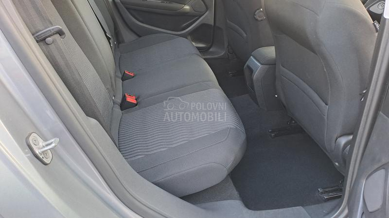 Peugeot 308 1,6 blu hdi