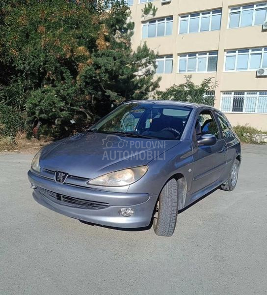 Peugeot 206 1.1