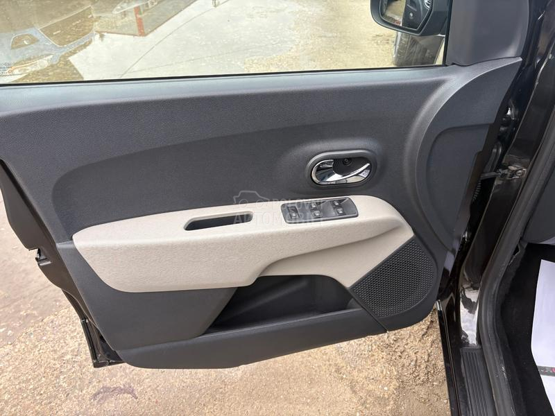 Dacia Lodgy 1.2 TCe 115 Nav.i CH