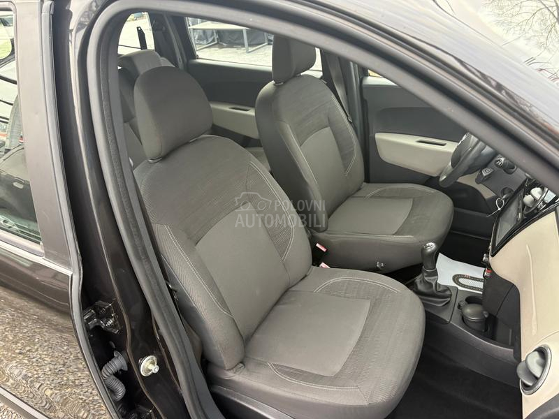 Dacia Lodgy 1.2 TCe 115 Nav.i CH