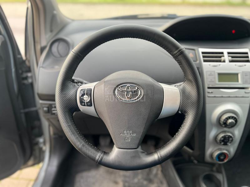 Toyota Yaris 1.0