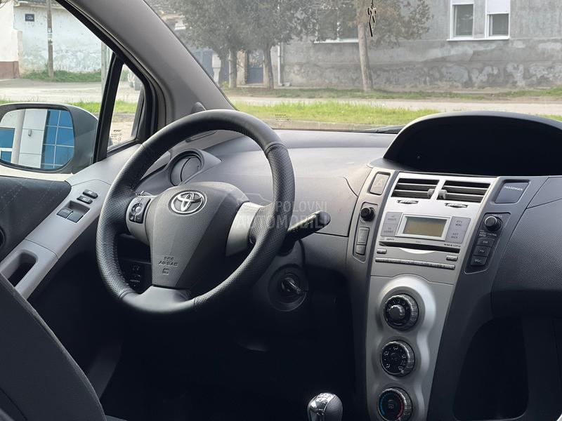 Toyota Yaris 1.0