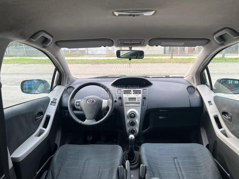 Toyota Yaris 1.0