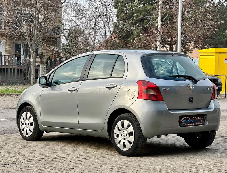 Toyota Yaris 1.0