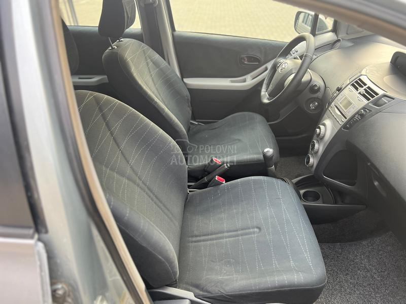 Toyota Yaris 1.0