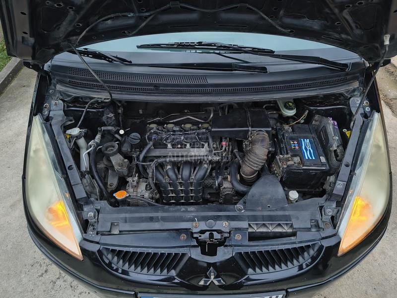 Mitsubishi Colt 