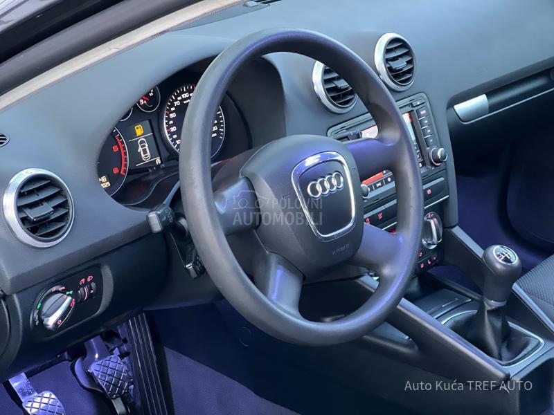 Audi A3 1.6 TDI/AMBIENTE/