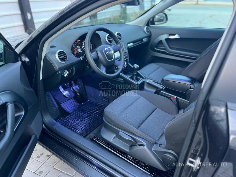 Audi A3 1.6 TDI/AMBIENTE/