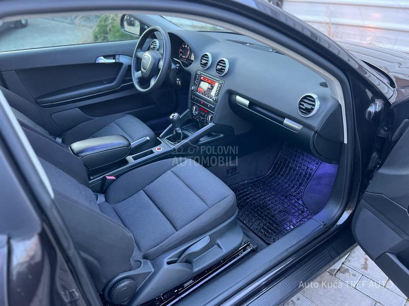 Audi A3 1.6 TDI/AMBIENTE/