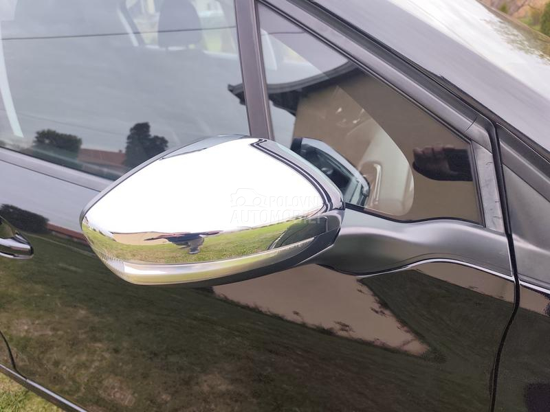 Peugeot 208 ALLURE /112 000/