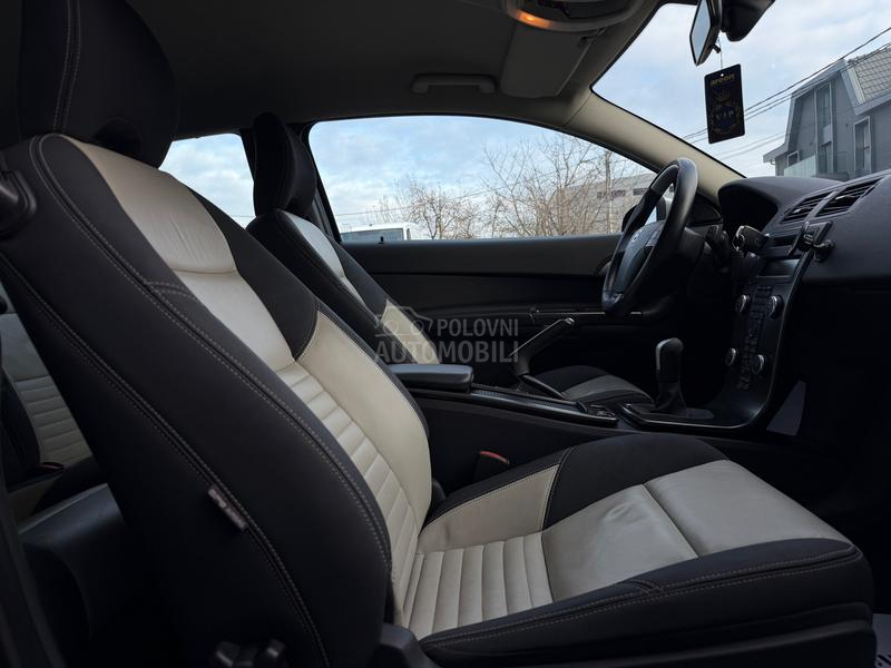 Volvo C30 R Design/1.6hdi/CH