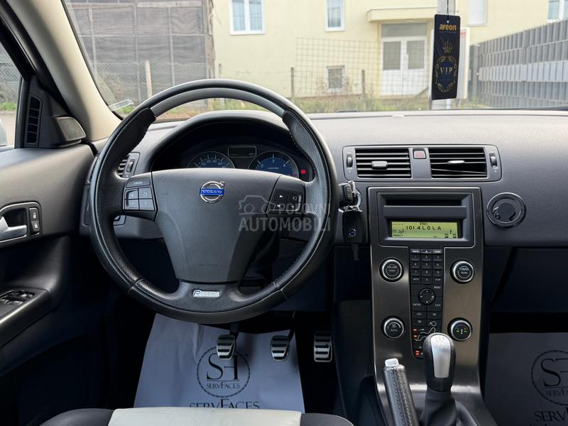 Volvo C30 R Design/1.6hdi/CH