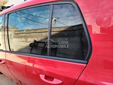 Zadnje levo staklo zatamljeno za Volkswagen Golf 6