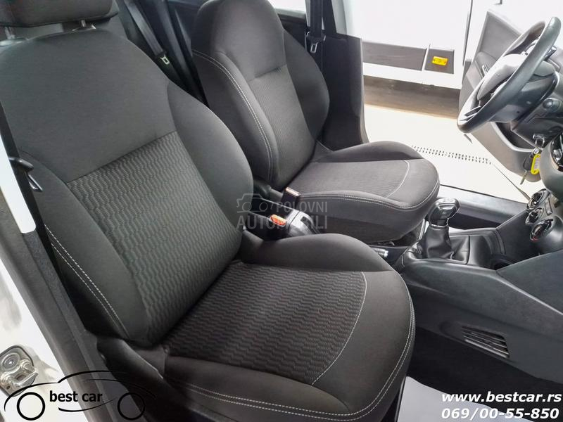 Peugeot 208 4 Sedista N1 1.5 HDI