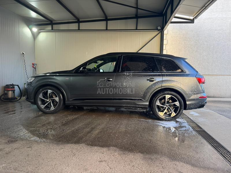 Audi Q7 50 TDI quattro