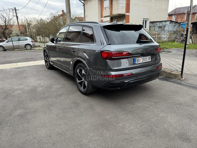 Audi Q7 50 TDI quattro