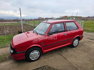 Zastava Yugo In L 1.1 salon
