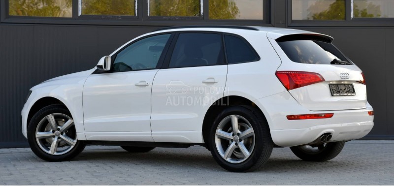Audi Q5 2.0TDI/S-TRONIC /N0V