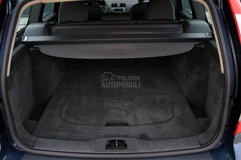 Volvo V50 1.6 D / ODLIČAN / CH