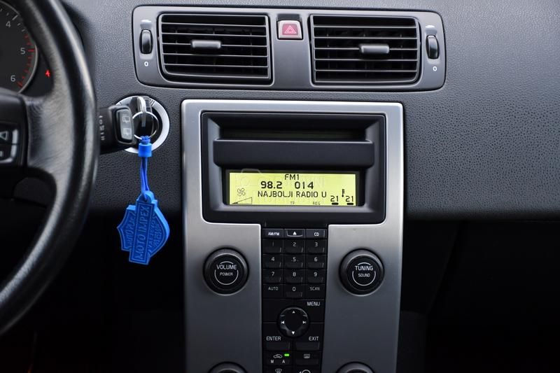 Volvo V50 1.6 D / ODLIČAN / CH