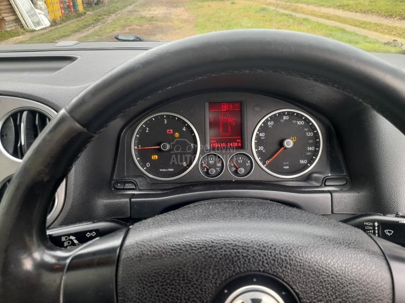 Volkswagen Tiguan 2.0tdi
