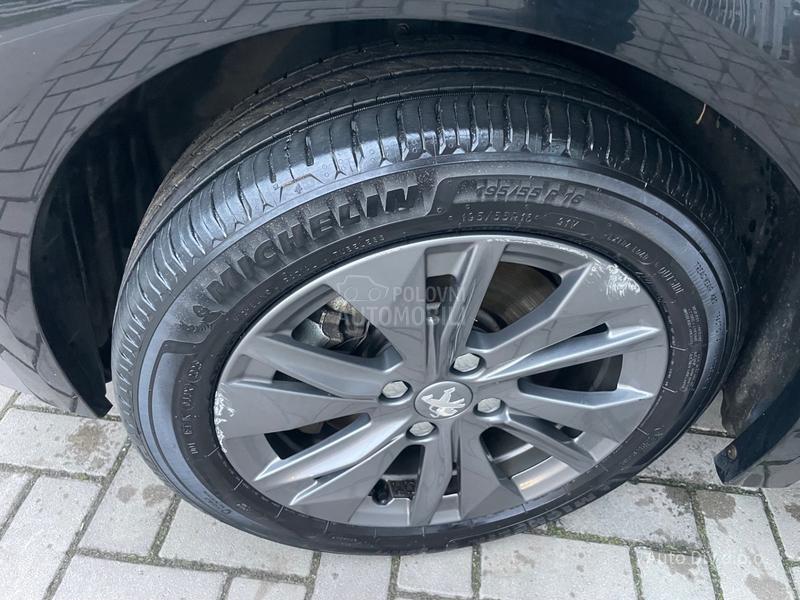 Peugeot 208 Allure Electrique